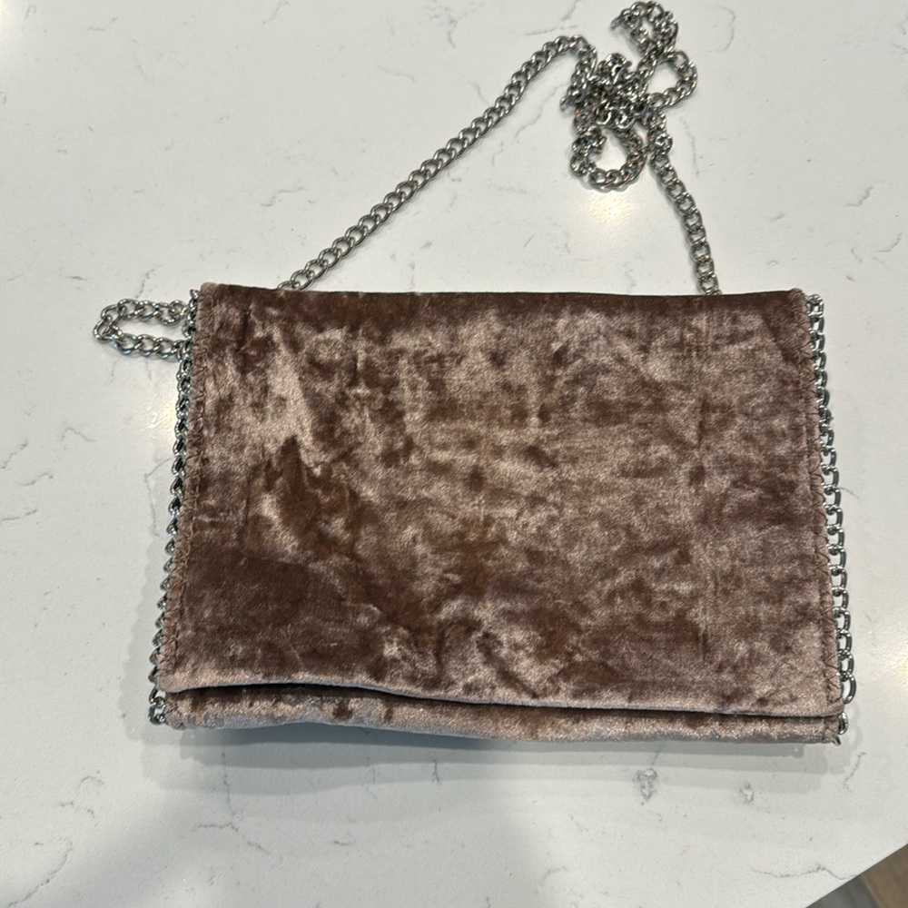 Crossbody purse